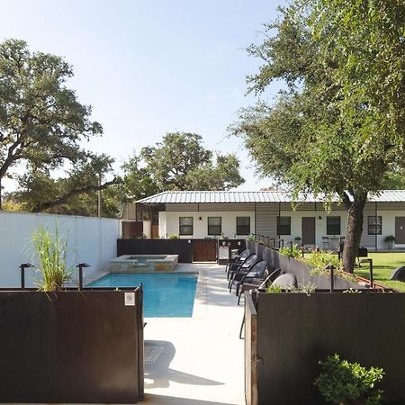 Hotel Flora And Fauna Wimberley Exterior photo